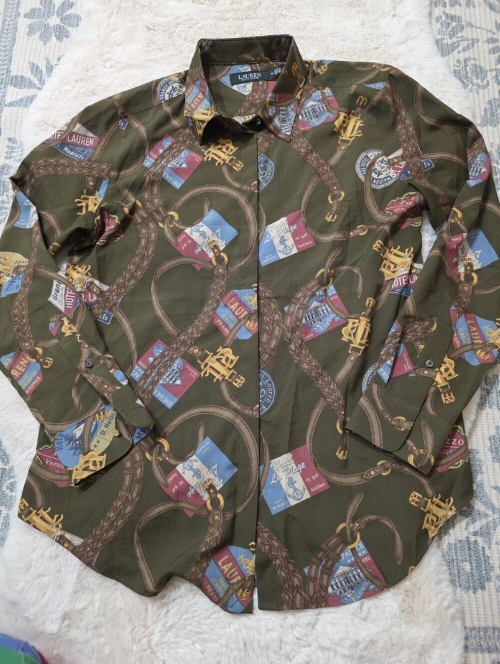 Lauren Ralph Lauren Classic Fit Belt Print Crepe Shirt Medium Excellent - Picture 2 of 8